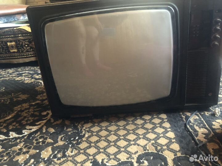Телевизор