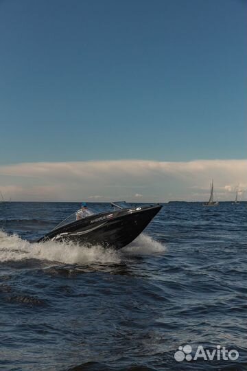 Аренда катера в СПБ black