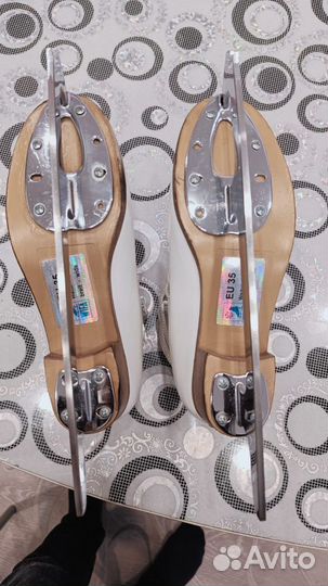 Фигурные коньки wifa