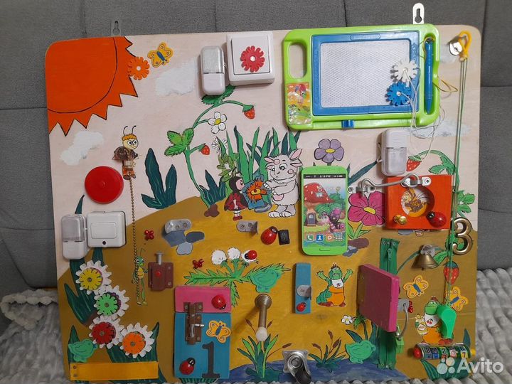 Бизибод мультяшный 