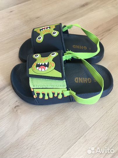 Шлепанцы детские