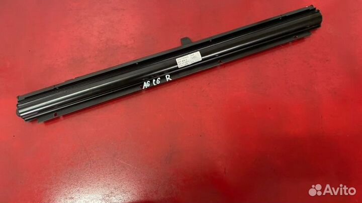 Шторка стекла задняя правая Audi A6 C6 BDW 2.4