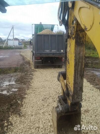 Доставка песка, щебня, земли.вывоз грунта и строит