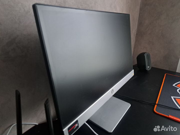 Монитор hp 22xi