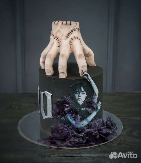 Торт уэнсдей, оригинальные торты,торт с wednesday