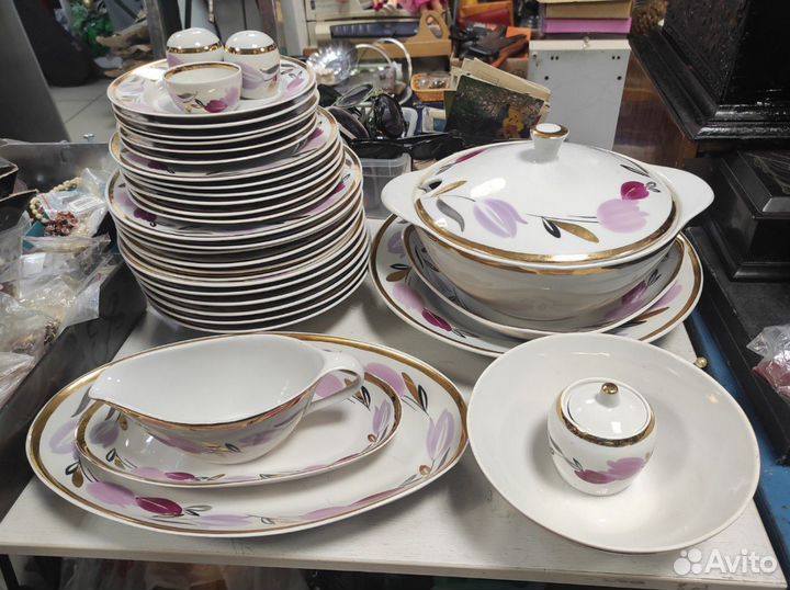 Большой столовый сервиз на 6 персон 