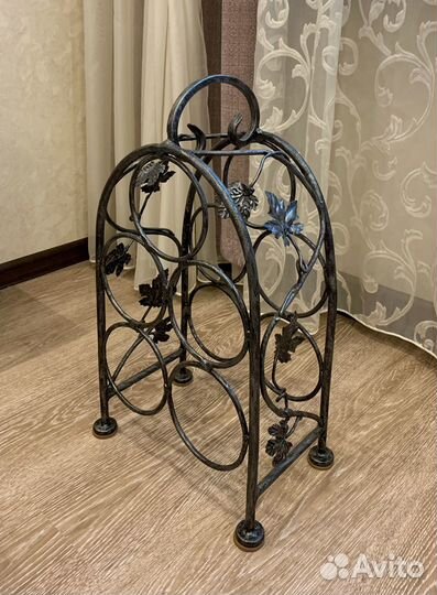 Бутылочница кованая