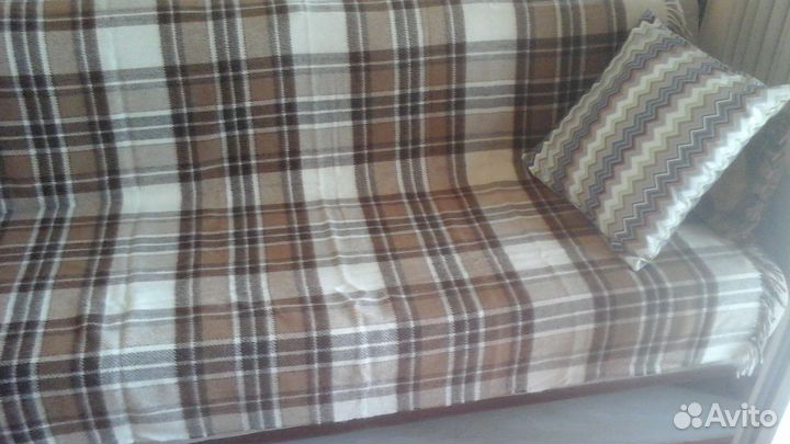 Пледы и покрывало новое