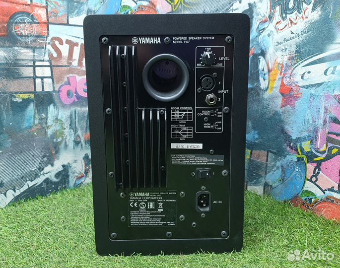 Полочная акустическая система yamaha HS7