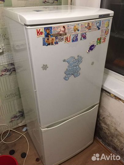 Холодильник atlant двухкамерный бу