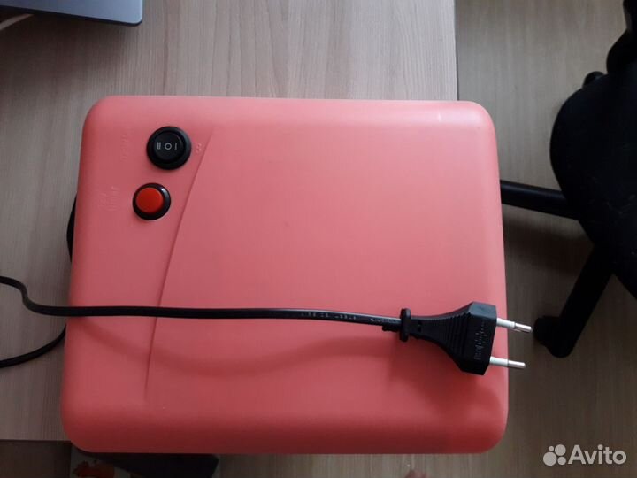 Гибридная лампа для ногтей