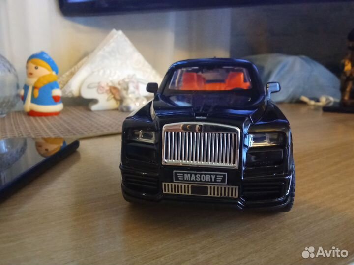 Модели автомобилей 1 18