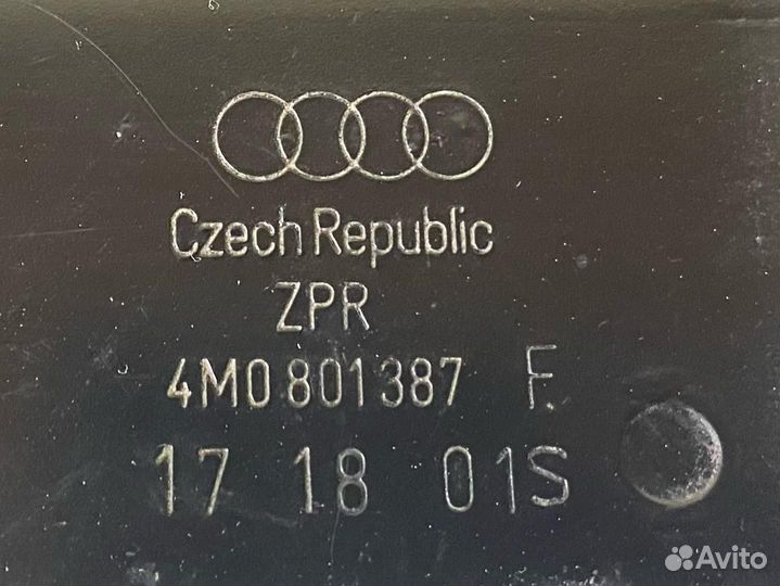 Кронштейн (крепление) 4M0801387F Audi Q7 4M 3.0 Бе