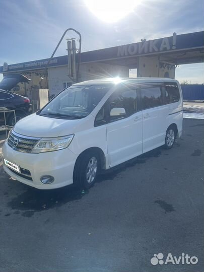 Nissan Serena 2.0 CVT, 2010, 180 000 км