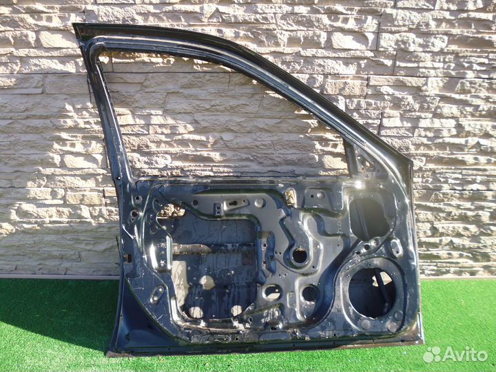 Ниссан Максима А32 дверь передняя левая 1994-2000