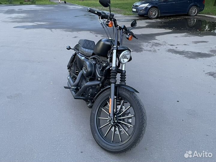 Harley-Davidson Sportster 883