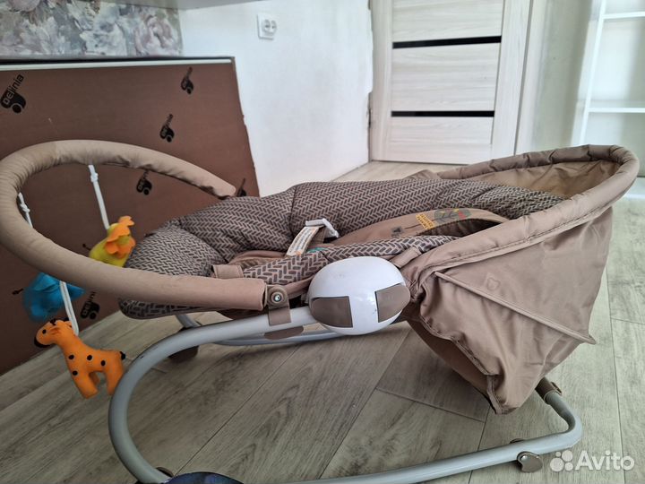 Шезлонг детский babyton