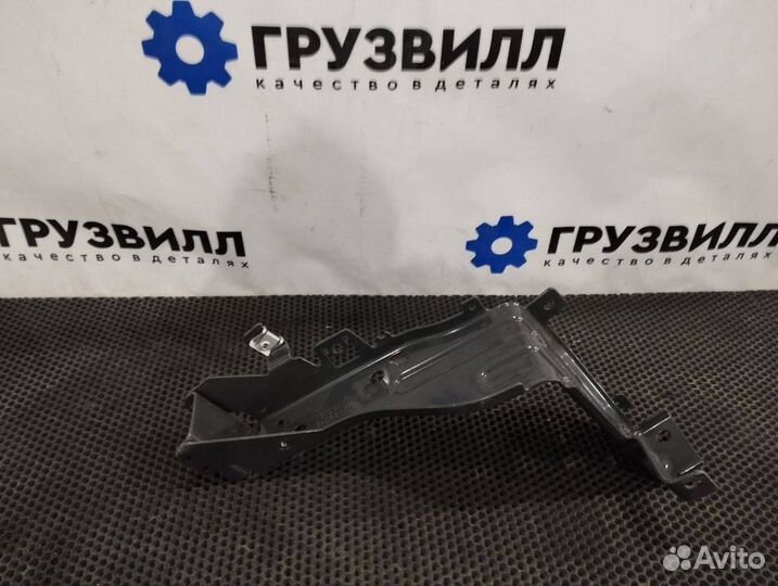 Крепление фары (кронштейн фары) правой Volvo FH4