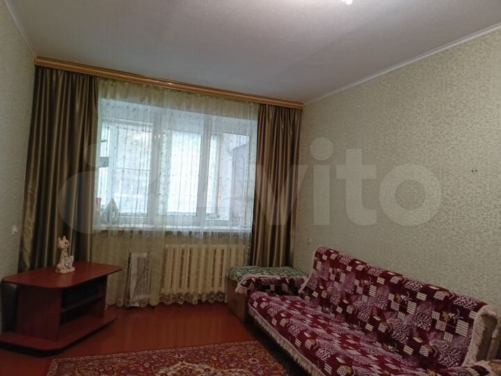 4-к. квартира, 61 м², 1/5 эт.