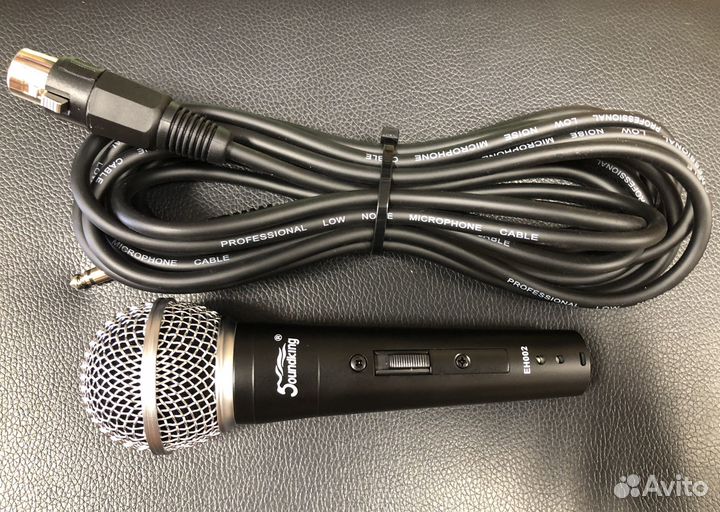 Микрофон для вокалистов проводной Soundking