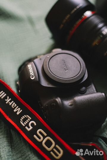 Фотоаппарат canon 5D mark iii
