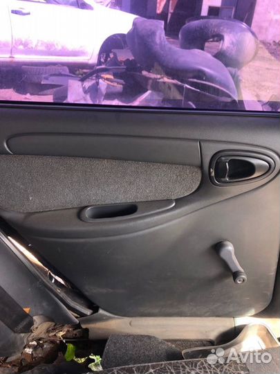 Обшивка двери Chevrolet Lanos A15SMS