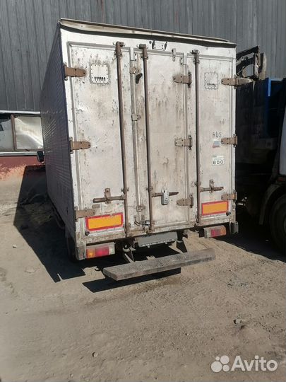 Toyota Dyna цельнометаллический, 1997