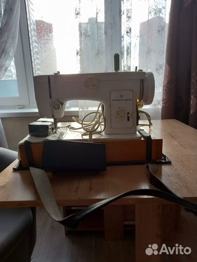Швейная машинка