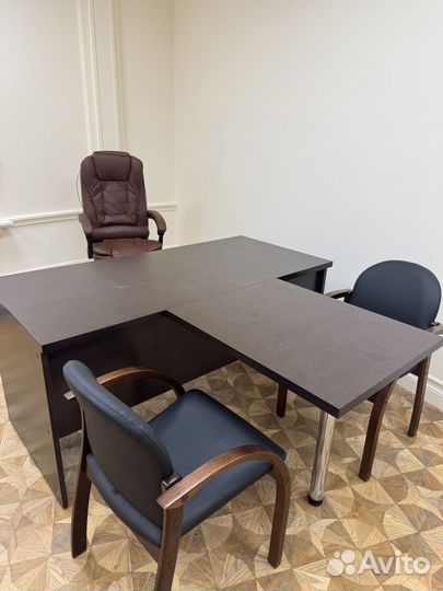 Офисная мебель комплектом