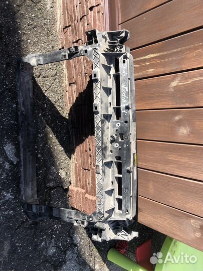 Панель передняя телевизор Шкода Кодьяк