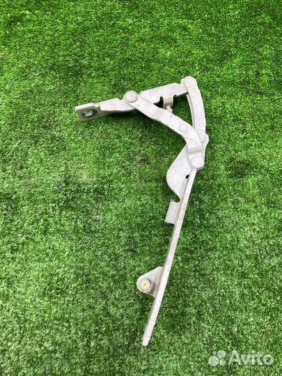 Петля капота левая Bmw 6 E63 N62B48B 2008