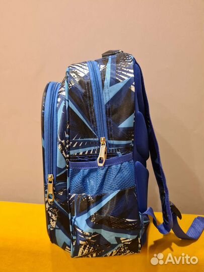 Школьный 3D рюкзак для мальчиков с космонавтом