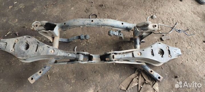 Балка задней подвески VW Jetta 6