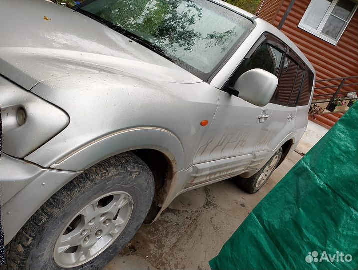 Mitsubishi Pajero 3.2 AT, 2002, 250 000 км