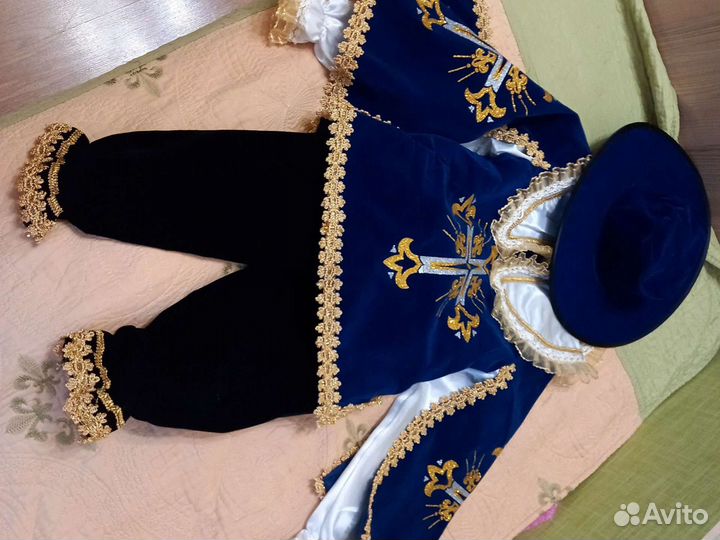 Костюм мушкетера