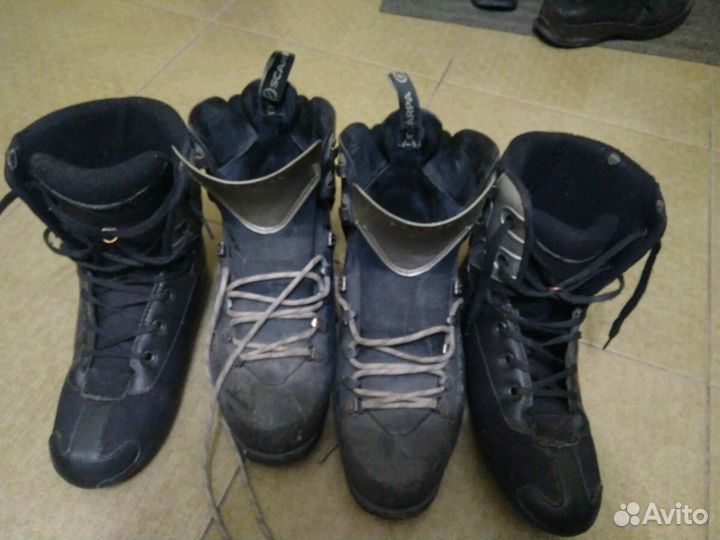 Горные пластиковые ботинки scarpa vega