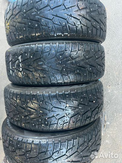 Yokohama Ice Guard Stud IG55 215/55 R17 98T