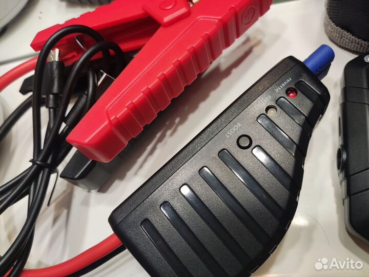 Пуско-зарядное устройство berkut JSL-9000