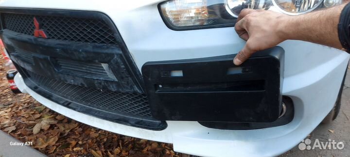 Рамка,подиум под номер Mitsubishi Lancer X