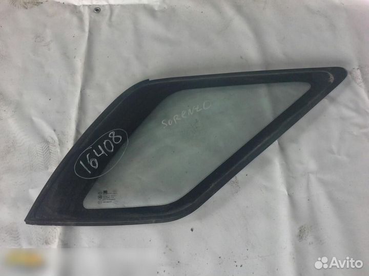Стекло кузовное глухое правое Kia Sorento 2003-200