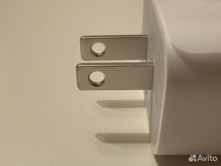 Адаптер Apple 20W (американская вилка)