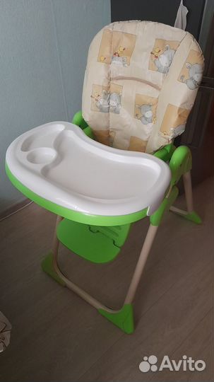 Стульчик для кормления globex