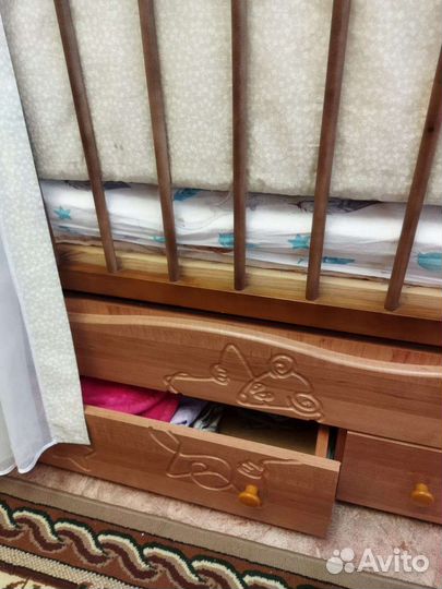 Детская кроватка трансформер с маятником