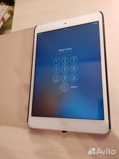 iPad mini 16gb wi-fi/3G/LTE White