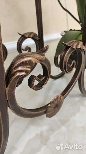 Подставка для цветов напольная