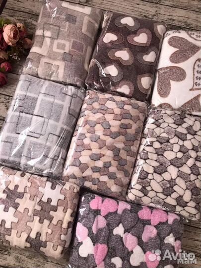 Плед новый 180 на 200 см, Много цветов