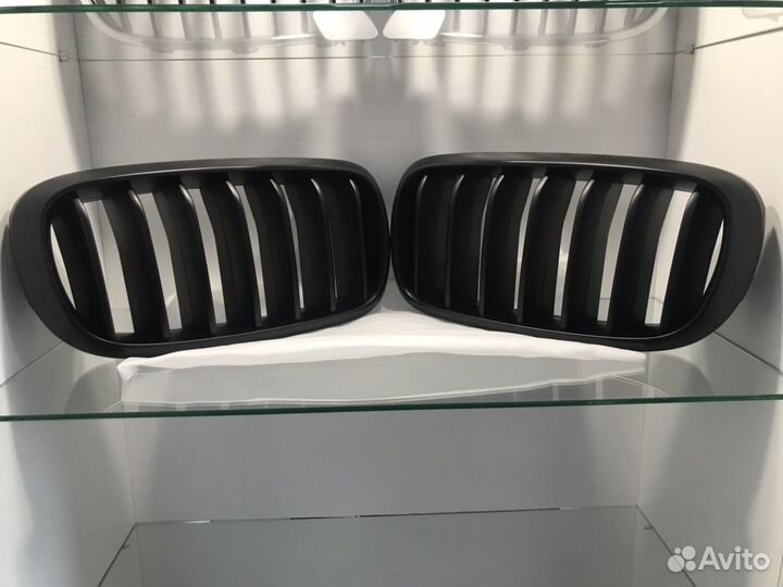 Решетки радиатора на BMW F15