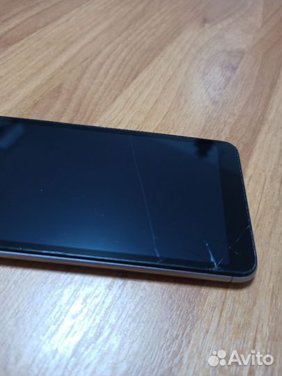 Xiaomi Redmi 6, 4/64 ГБ