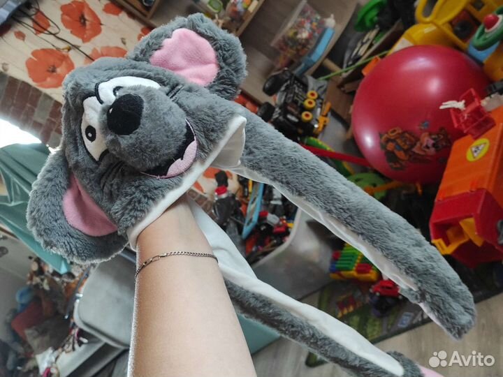 Шапки с шевелящимися ушами