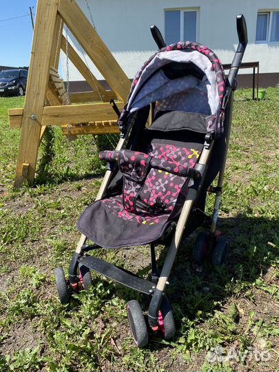 Прогулочная коляска